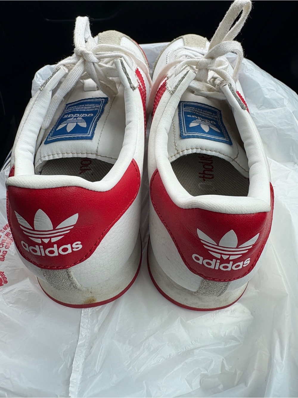 Adidas Samoa LeatherSneakers with Red Three Stripes Good Condition Womens Sz 5.5 - Picture 2 of 6